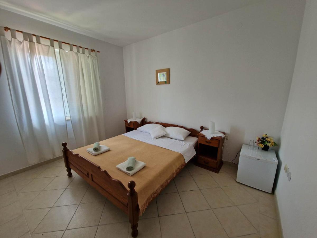 Villa Gabriel Pag Town Esterno foto