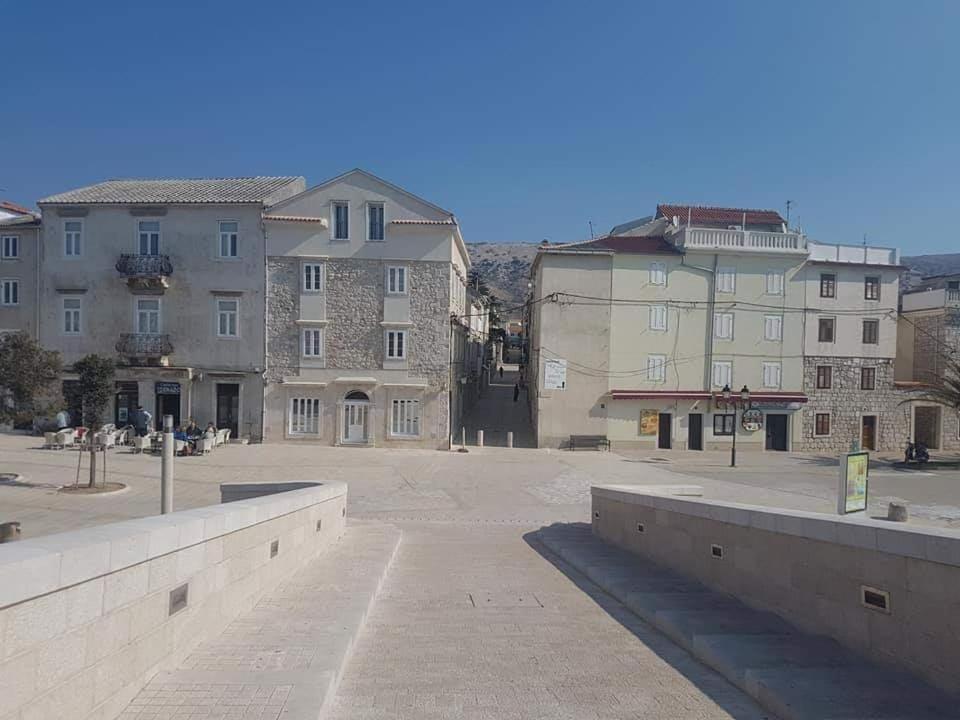 Villa Gabriel Pag Town Esterno foto